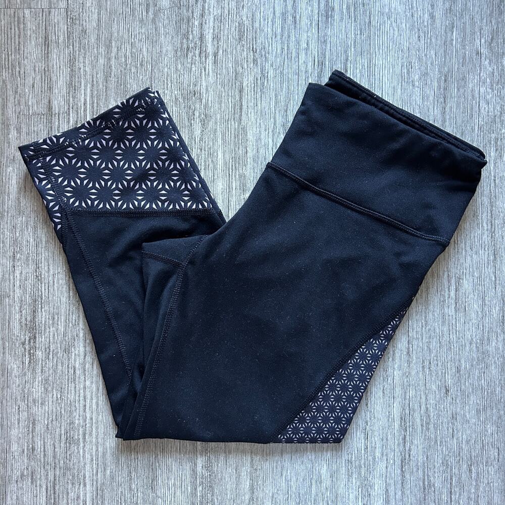 C9 by Champion Black Patterned Waistband Pocket Cropped Leggings Size Medium